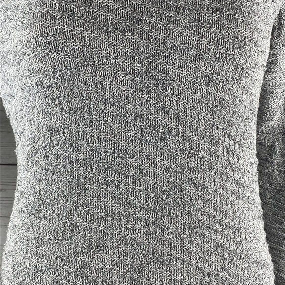Calvin Klein Sweater - Picture 8 of 12